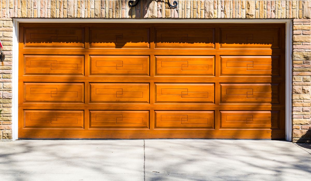 Featured image for “Exploring the Latest Garage Door Trends”