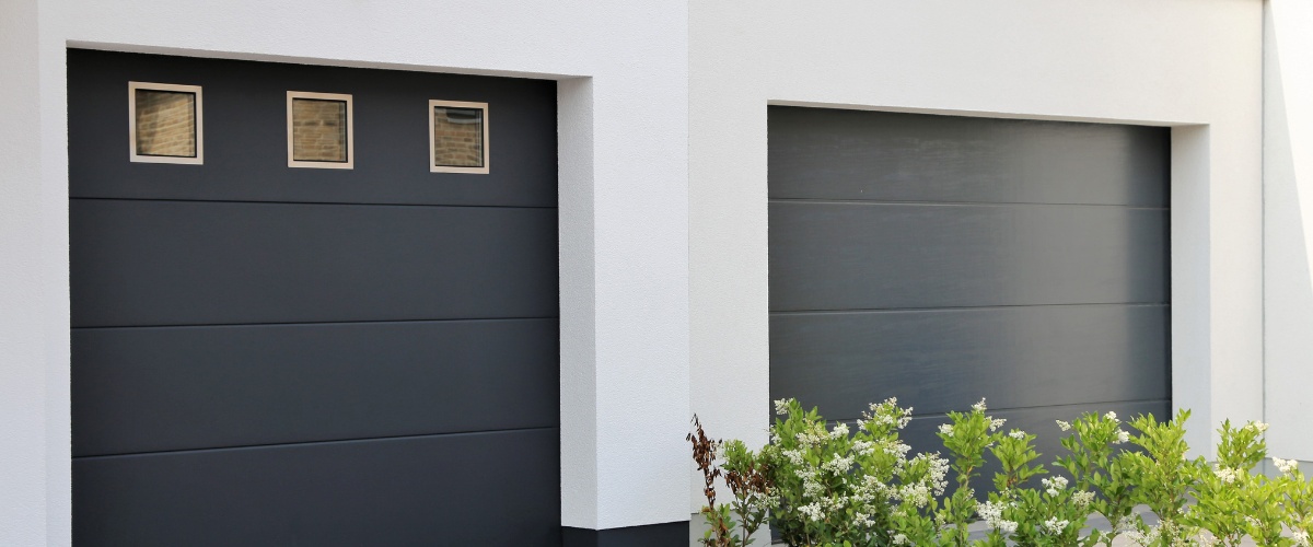 Expert garage door repair services in North Hollywood, ensuring smooth functionality and safety.