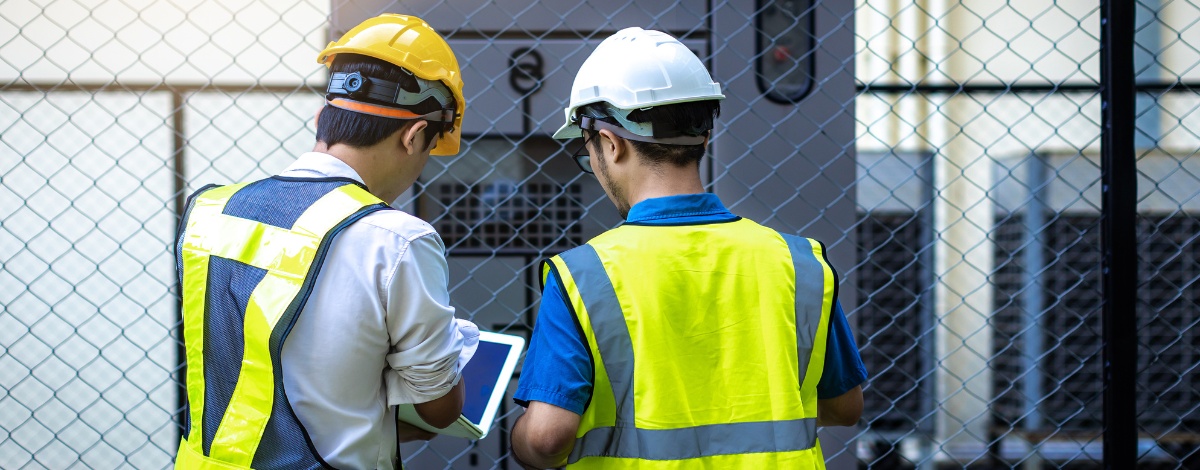 Electric gate maintenance service in Los Angeles for a residential property.