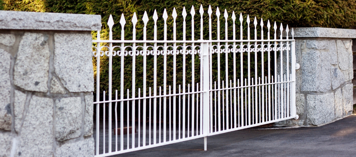 Pedestrian gate repair in Los Angeles, ensuring smooth operation and safety.