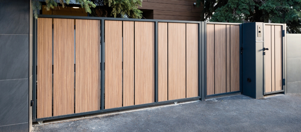 Sliding gate repair services in Los Angeles for enhanced security.